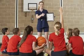 暮色降临，狩猎开始！《和平精英》首款多捏脸神装暮色玫影上线